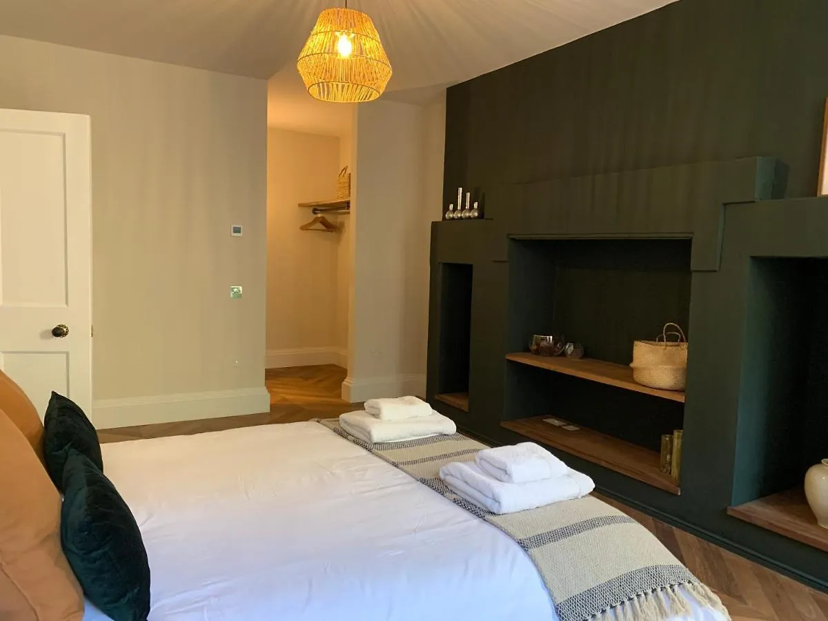 Royal Bolthole Apartment Edinburgh